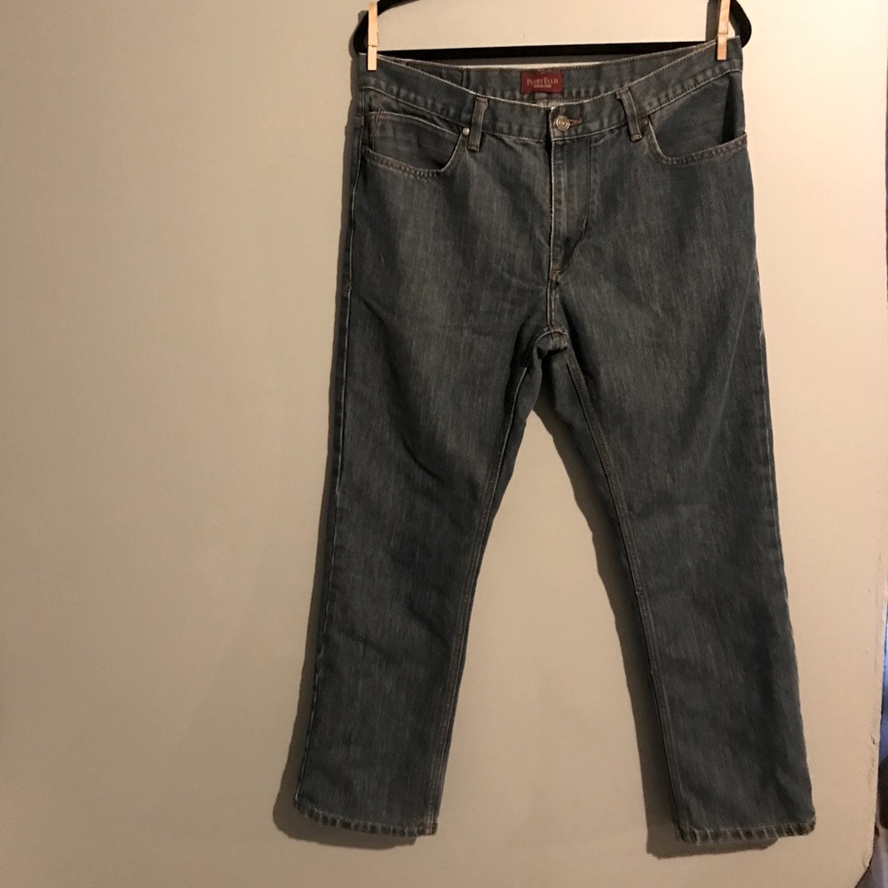 Perry Ellis premium denim straight leg jeans 34